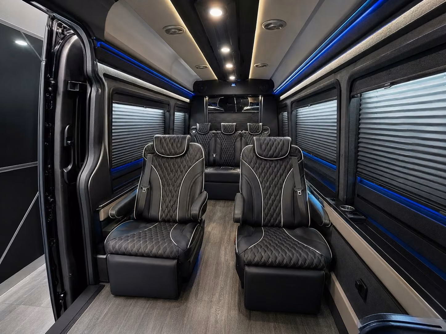 theme park group transportation connecting kissimmee airport arrivals